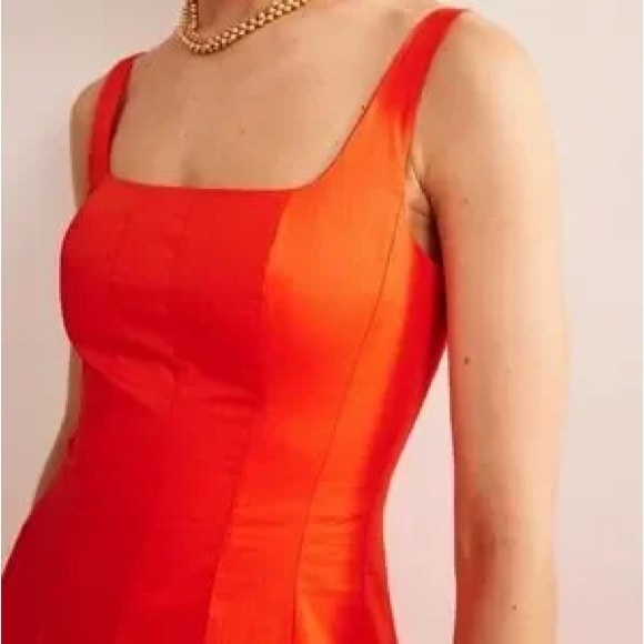BODEN Sleeveless Panelled Midi Dress In Blood Orange - Picture 3 of 12